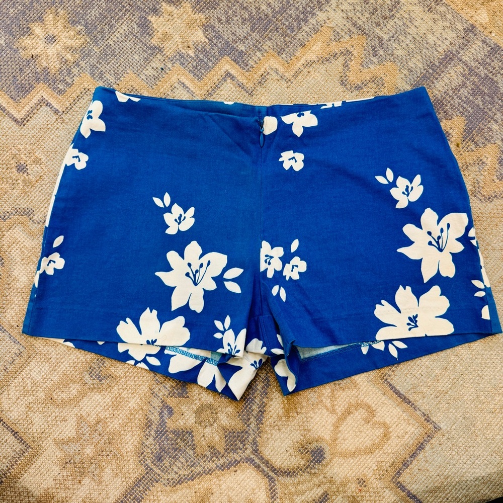 EXPRESS Blue Floral Print Shorts